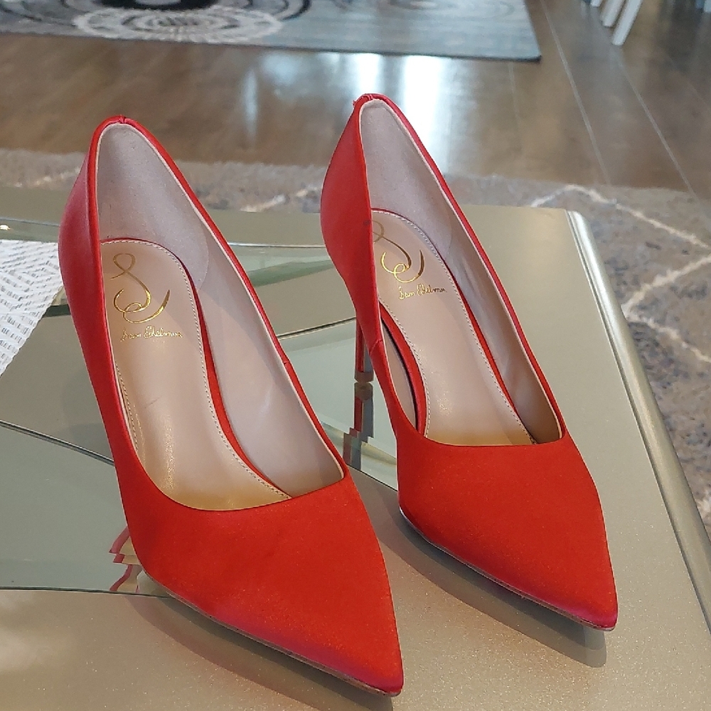 Sam Edelman Vibrant Red Heels. Brand New. 3 inches high